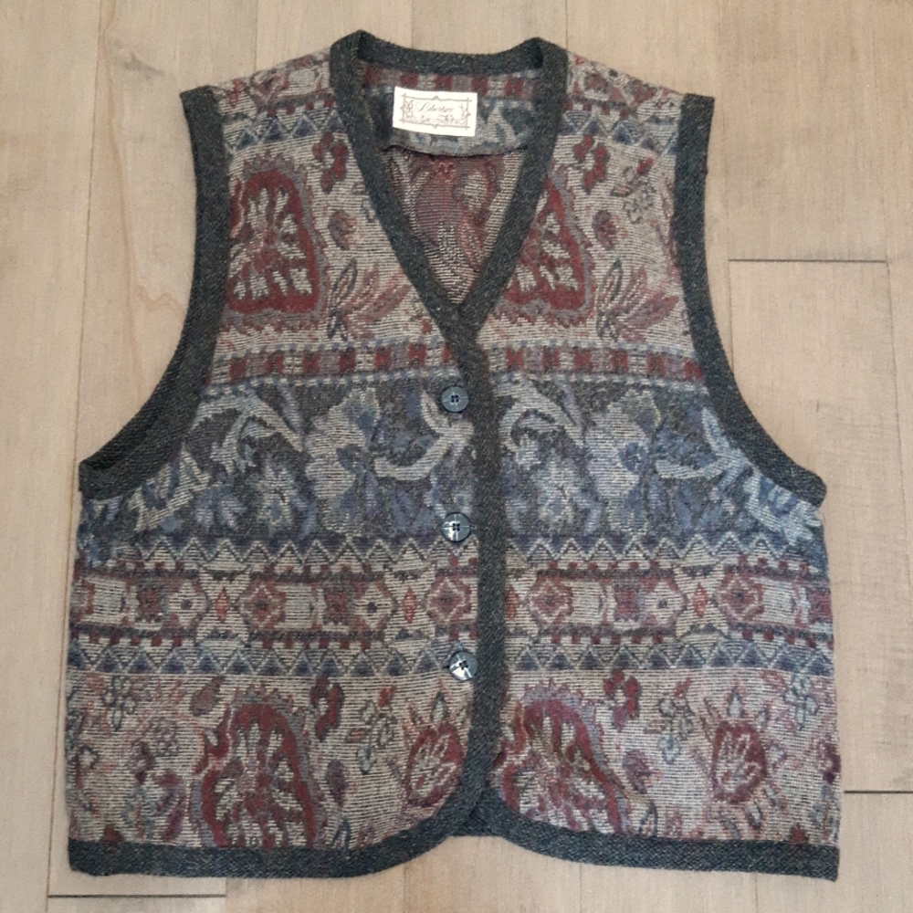 Y2K - 🇨🇦***Vintage buttons up vest / made in Canada